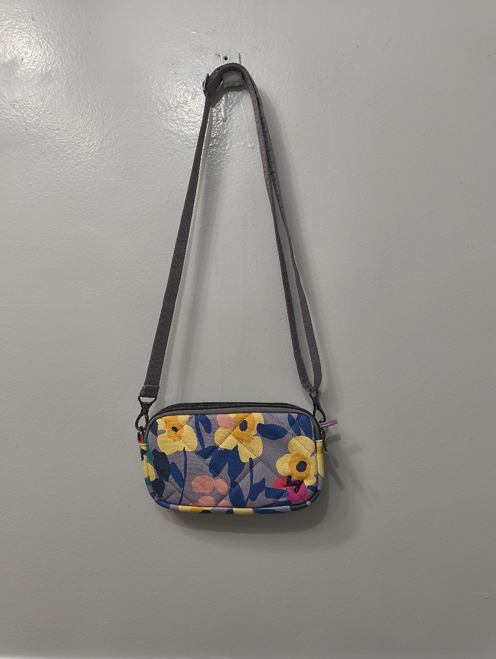 Lug Coupe XL Crossbody Bag Wildflower Multicolor Travel Vacation Lightweight Fun